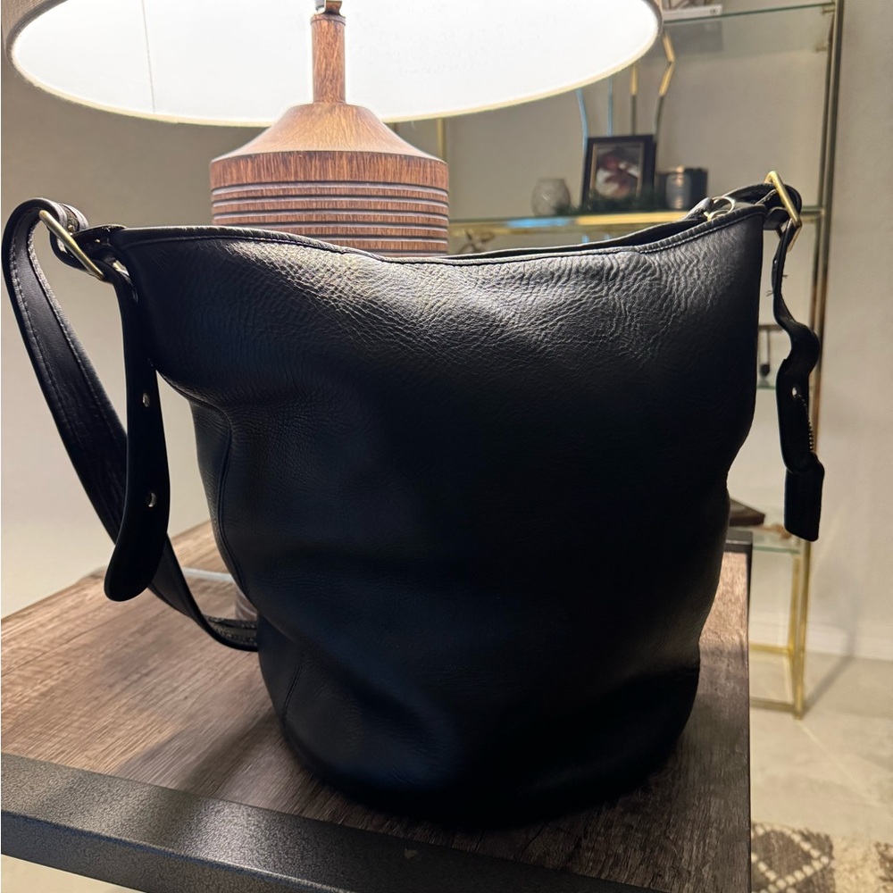 ******SOLD IN-STORE! Coach Black Leather Hobo Bag